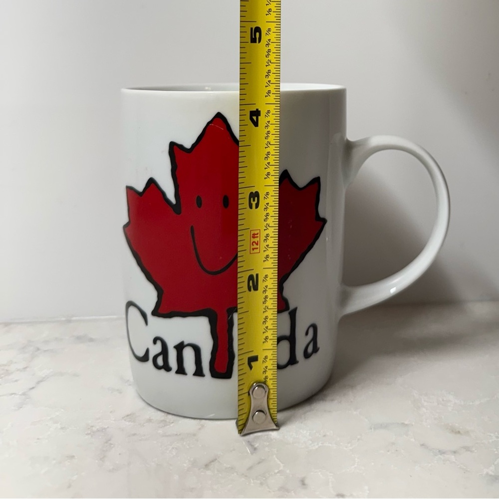 Smiling Maple Leaf Canada Mug - Red and White - Picture 6 of 7
